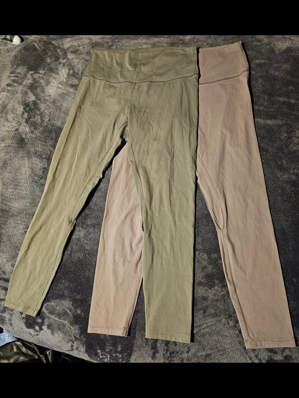 Lululemon High-Rise Leggings Duo - Olive & Taupe